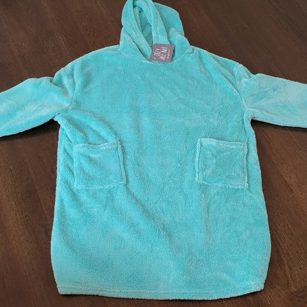 GIANT Fluffy lounge hoodie